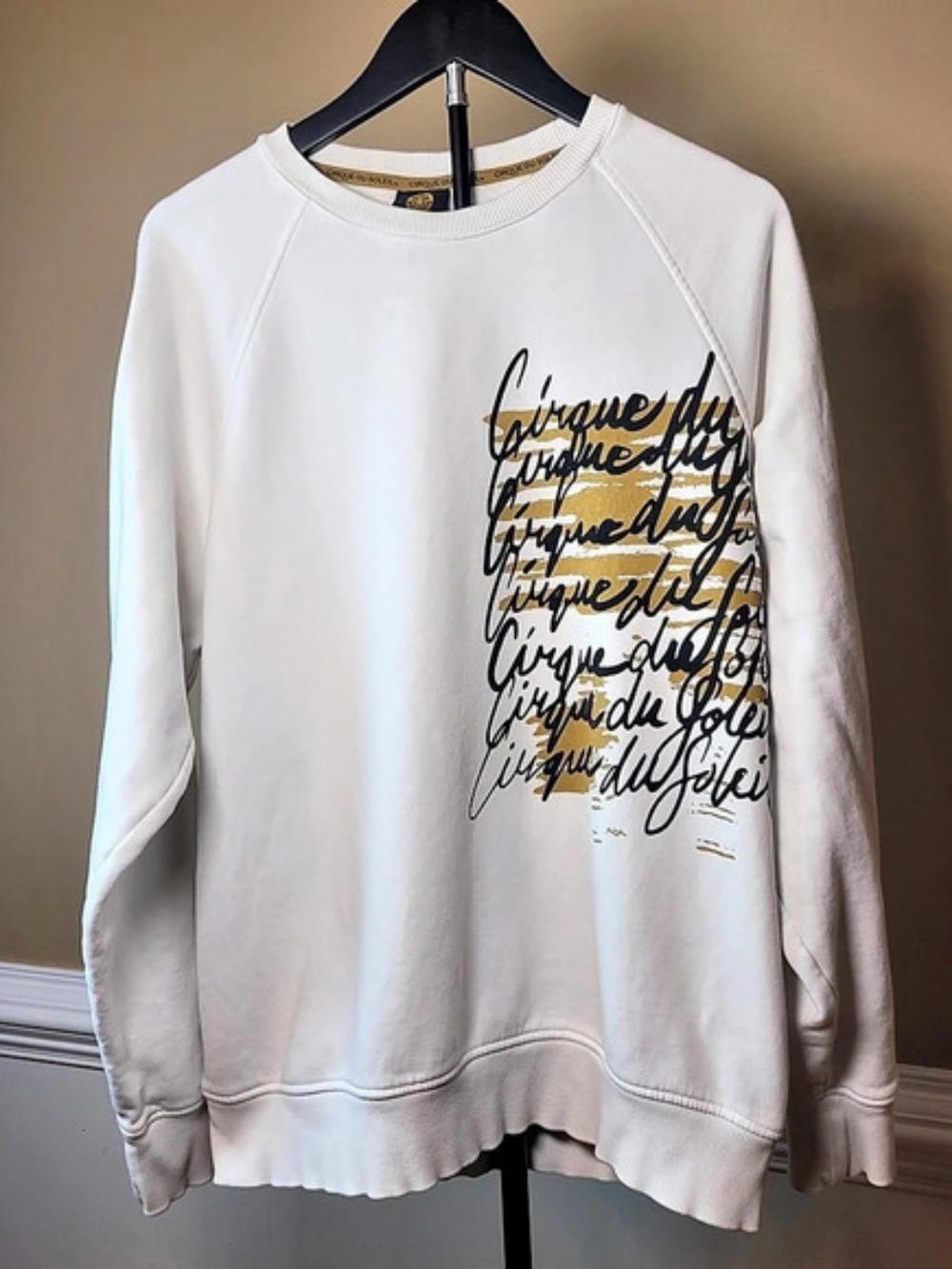 Cirque du Soleil Graphic White Sweatshirt Large Like New